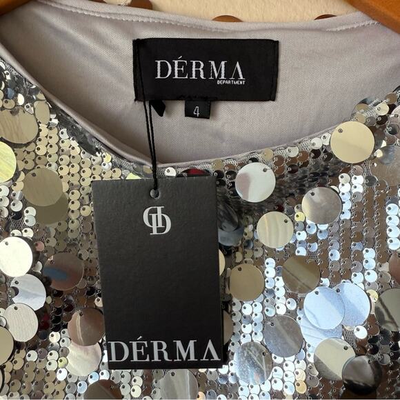 Derma Department Venus Silver Sequin Asymmetrical top Size 4 NWT - Picture 3 of 3